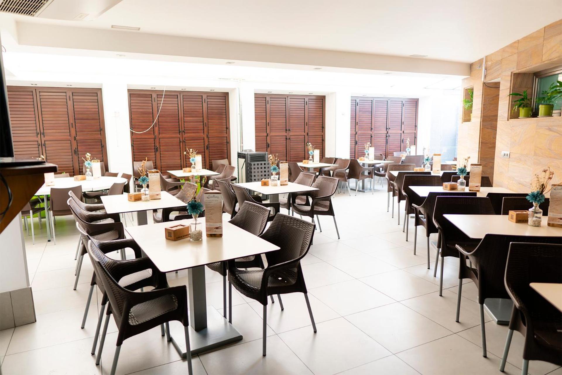 Pension Restaurante Casablanca Torreperogil Buitenkant foto